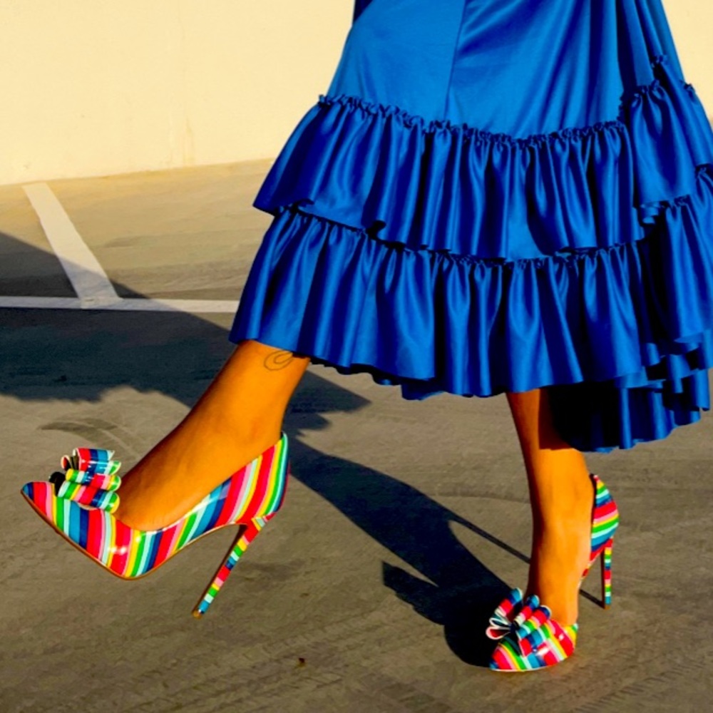 Betsey Johnson PRINCE-P BRIGHT MULTI PUMPS - Picture 5 of 15